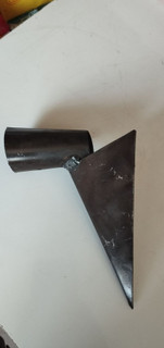 علف زن مثلثی